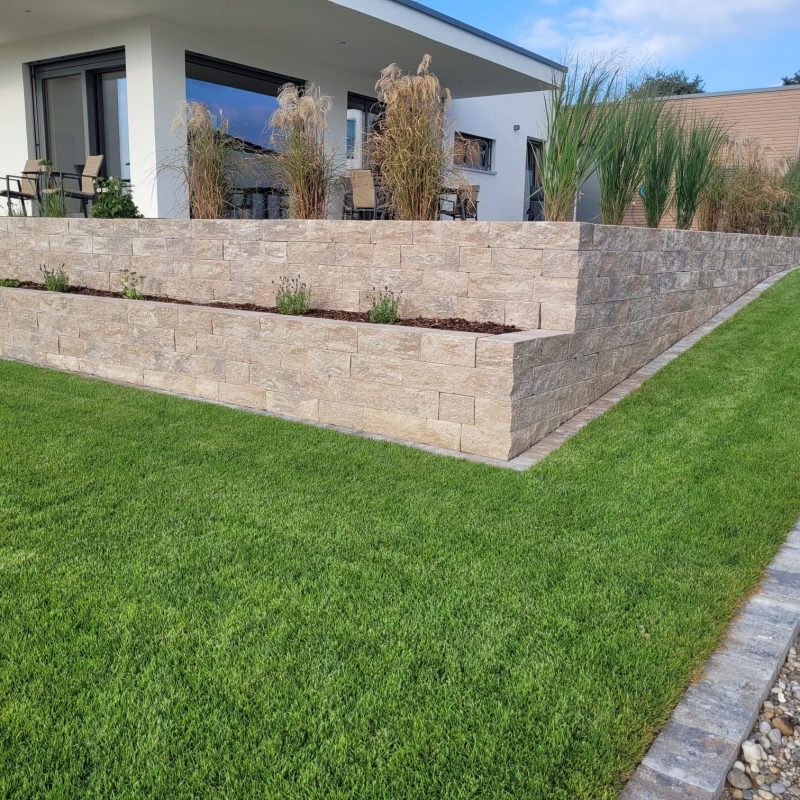 0d289d5b-ec43-4d95-b688-fb961ea1aa46