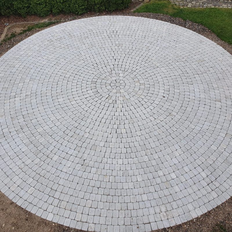 b1690c6b-bc82-40df-bdc5-972575fdf636