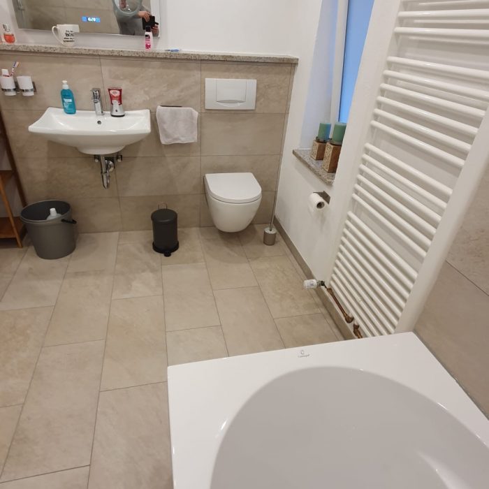 e82a9b04-580b-44e1-bbd8-7ac63effc6df